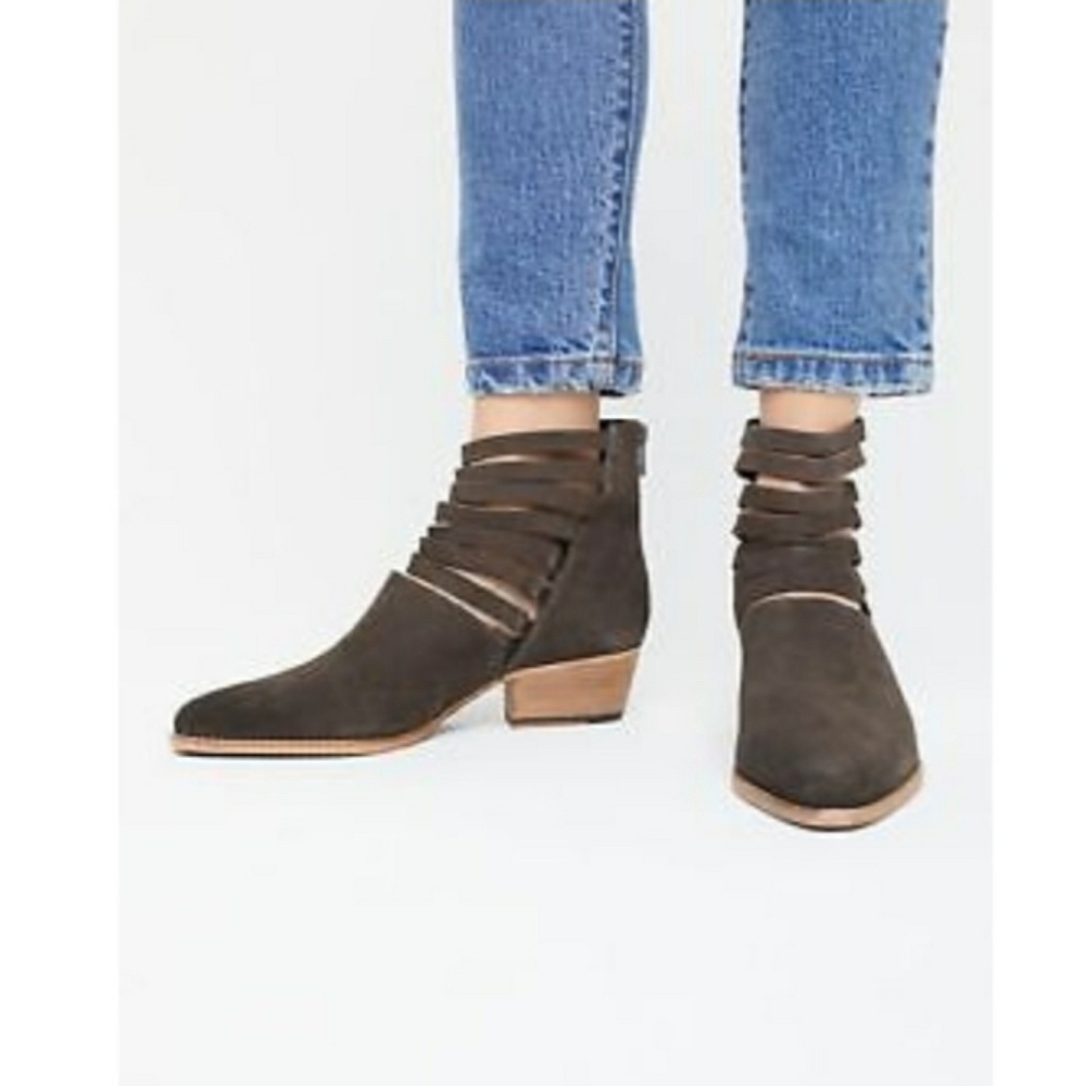Sale⬇️$119| Free People | Sloane Ankle Boot - Picture 4 of 8
